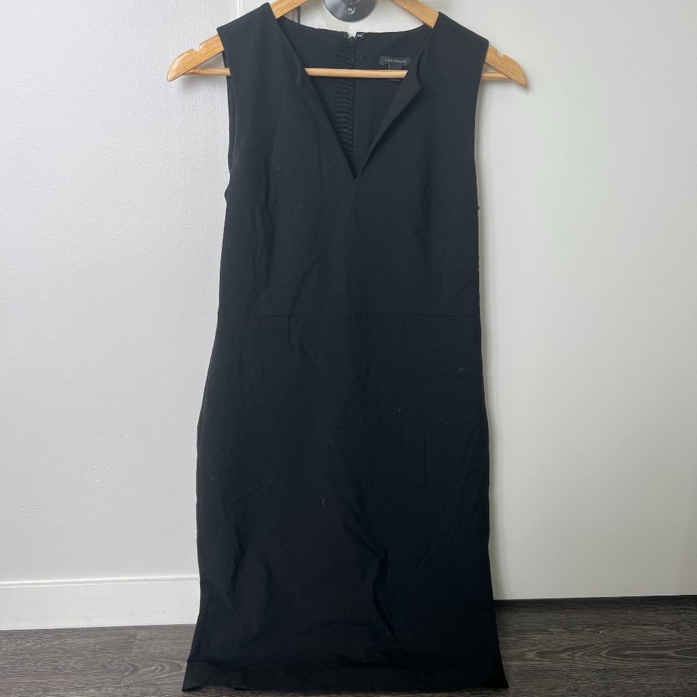 Ann Taylor Little Black Sleeveless Sheath Business Dress Size 0